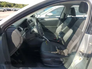 2011 Volkswagen Jetta SEL with VIN 3VWLZ7AJXBM056107, listed as a Copart auction lot 69955534 with 104,451 mi miles and Salvage title. Bid and sale history available at DreamBid. Image 7.