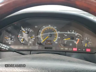 1994 Mercedes-Benz S with VIN WDBGA70E1RA179915, listed as a Copart auction lot 81132724 with 88,995 mi miles and Salvage Title. Bid and sale history available at DreamBid. Image 9.