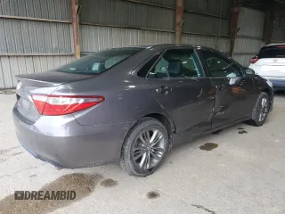2016 Toyota Camry XLE with VIN 4T1BF1FKXGU180320, listed as a Copart auction lot 53372055 with 121,620 mi miles and Salvage Title. Bid and sale history available at carsss.com. Image 3.