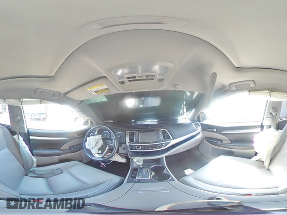 2019 Toyota Highlander SE z VIN 5TDJZRFH8KS705933, wystawiony jako Copart lot #61990425 z przebiegiem 65 839 mil mil oraz Szkoda całkowita • Salvage title. Historia ofert i sprzedaży dostępna na DreamBid. Obrazek 16.