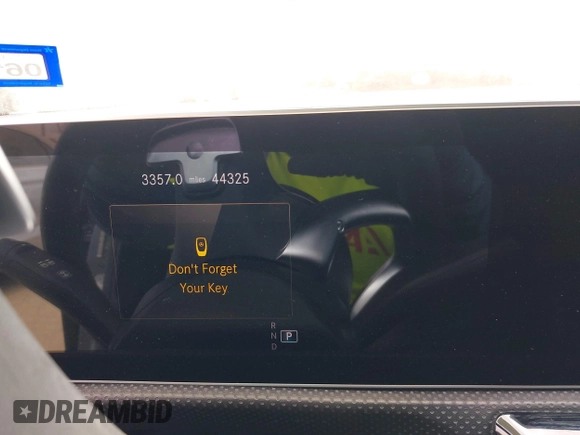 2020 Mercedes-Benz A 220 z VIN W1K3G4EBXLJ231762, wystawiony jako IAAI lot #42010712 z przebiegiem 44 325 mil mil oraz . Historia ofert i sprzedaży dostępna na DreamBid. Obrazek 7.
