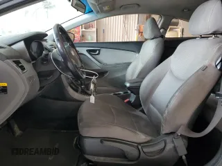 2014 Hyundai Elantra z VIN KMHDH6AH9EU027761, wystawiony jako Copart lot #52731745 z przebiegiem 117 529 mil mil oraz Tytuł czysty. Historia ofert i sprzedaży dostępna na DreamBid. Obrazek 7.