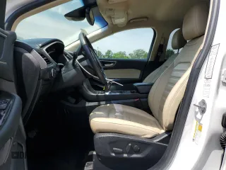 2020 Ford Edge SEL z VIN 2FMPK3J99LBA57125, wystawiony jako Copart lot #59915095 z przebiegiem 101 081 mil mil oraz Szkoda całkowita • Salvage title. Historia ofert i sprzedaży dostępna na DreamBid. Obrazek 7.