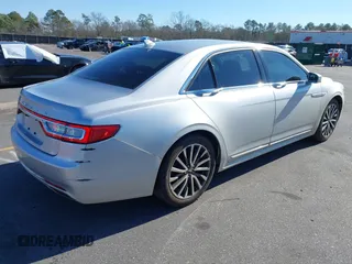 2018 Lincoln Continental Select with VIN 1LN6L9SKXJ5612470, listed as a IAAI auction lot 41350596 with 120,727 mi miles. Bid and sale history available at carsss.com. Image 4.
