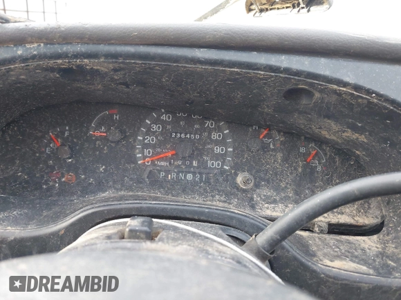 2000 Ford Econoline Passenger XL with VIN 1FBSS31L5YHB41693, listed as a IAAI auction lot 41850059 with 236,450 mi miles and . Bid and sale history available at DreamBid. Image 7.