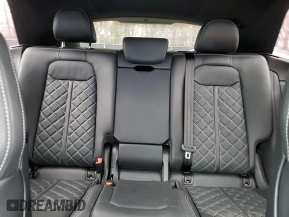 2022 Audi SQ8 Prestige z VIN WA1CWBF15ND010766, wystawiony jako Copart lot #47976515 z przebiegiem 34 141 mil mil oraz Szkoda całkowita • Salvage title. Historia ofert i sprzedaży dostępna na DreamBid. Obrazek 10.