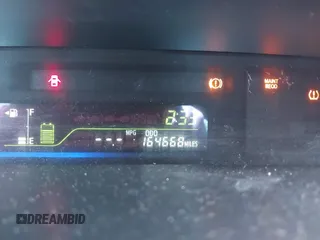 2012 Toyota Prius Two z VIN JTDZN3EU4C3153313, wystawiony jako IAAI lot #41998852 z przebiegiem 164 668 mil mil oraz . Historia ofert i sprzedaży dostępna na DreamBid. Obrazek 16.
