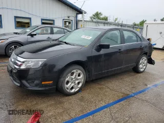 2010 Ford Fusion SE with VIN 3FAHP0HA0AR409702, listed as a Copart auction lot 61961005 with 109,164 mi miles and Salvage title. Bid and sale history available at DreamBid. Image 1.