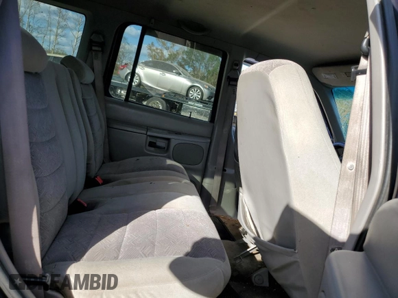 2001 Ford Explorer XLT with VIN 1FMZU63PX1ZA74123, listed as a Copart auction lot 75094814 with Not provided miles and Salvage title. Bid and sale history available at DreamBid. Image 10.