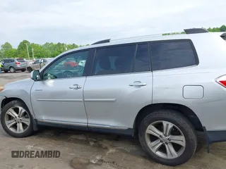 2013 Toyota Highlander Limited with VIN 5TDYK3EH7DS105327, listed as a IAAI auction lot 42097629 with 208,787 mi miles and . Bid and sale history available at DreamBid. Image 14.