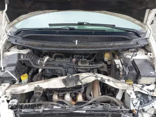 2005 Chrysler Town & Country Touring with VIN 2C4GP54L25R395372, listed as a IAAI auction lot 41805284 with 143,431 mi miles. Bid and sale history available at carsss.com. Image 10.