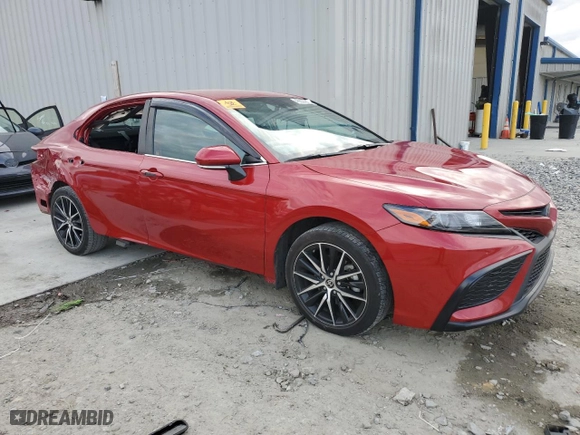 2022 Toyota Camry SE with VIN 4T1G11AKXNU039899, listed as a Copart auction lot 46829945 with 85,190 mi miles and Salvage Title. Bid and sale history available at carsss.com. Image 4.
