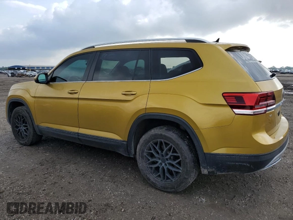 2018 Volkswagen Atlas SE z VIN 1V2LR2CA8JC527947, wystawiony jako Copart lot #54258935 z przebiegiem 126 541 mil mil oraz Szkoda całkowita • Salvage title. Historia ofert i sprzedaży dostępna na DreamBid. Obrazek 2.