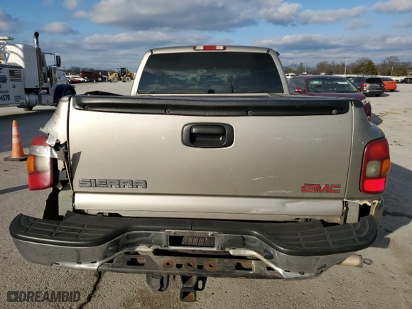 2002 GMC Sierra 1500 SLE1 with VIN 1GTEC19T72Z186523, listed as a Copart auction lot 41607105 with 148,536 mi miles and Salvage Title. Bid and sale history available at carsss.com. Image 6.