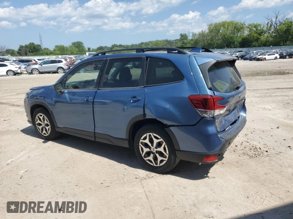 2023 Subaru Forester Premium z VIN JF2SKAEC4PH440439, wystawiony jako Copart lot #59659654 z przebiegiem 19 555 mil mil oraz Nie do naprawy • Non repairable. Historia ofert i sprzedaży dostępna na DreamBid. Obrazek 2.