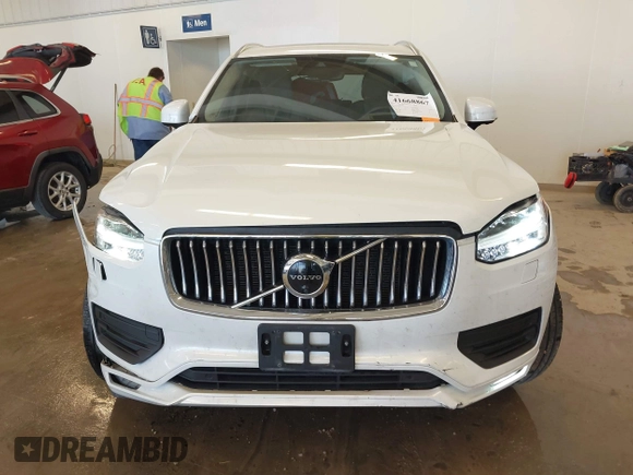 2022 Volvo XC90 Momentum with VIN YV4102PK8N1783915, listed as a IAAI auction lot 41668867 with 72,756 mi miles. Bid and sale history available at carsss.com. Image 13.