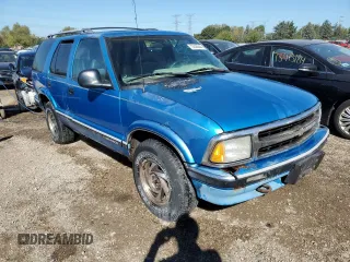1995 Chevrolet Blazer с VIN 1GNDT13W6S2137053, выставлен на аукционе Copart как лот 73525544 с пробегом 188 033 миль миль и На запчасти • Non repairable. История ставок и продаж доступна на DreamBid. Изображение 4.