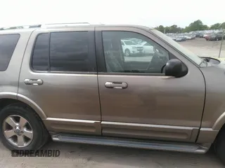 2003 Ford Explorer с VIN 1FMZU65K43UA92733, выставлен на аукционе IAAI как лот 42093512 с пробегом 201 805 миль миль и . История ставок и продаж доступна на DreamBid. Изображение 13.