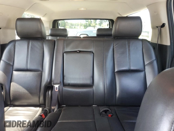 2013 Chevrolet Suburban LT with VIN 1GNSCJE0XDR146798, listed as a Copart auction lot 62408525 with 218,484 mi miles and Salvage title. Bid and sale history available at DreamBid. Image 10.
