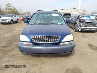 2001 Lexus RX with VIN JTJHF10U310170085, listed as a IAAI auction lot 41795796 with 205,057 mi miles and . Bid and sale history available at carsss.com. Image 12.