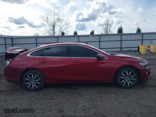 2020 Chevrolet Malibu RS with VIN 1G1ZG5ST4LF045833, listed as a IAAI auction lot 41891938 with 140,317 mi miles. Bid and sale history available at carsss.com. Image 13.