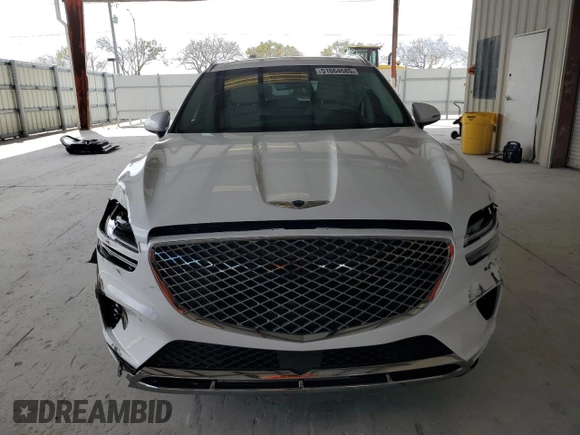2025 Genesis GV70 2.5T with VIN 5NMMADTBXSH035022, listed as a Copart auction lot 51664685 with 1,015 mi miles and Salvage title. Bid and sale history available at DreamBid. Image 5.