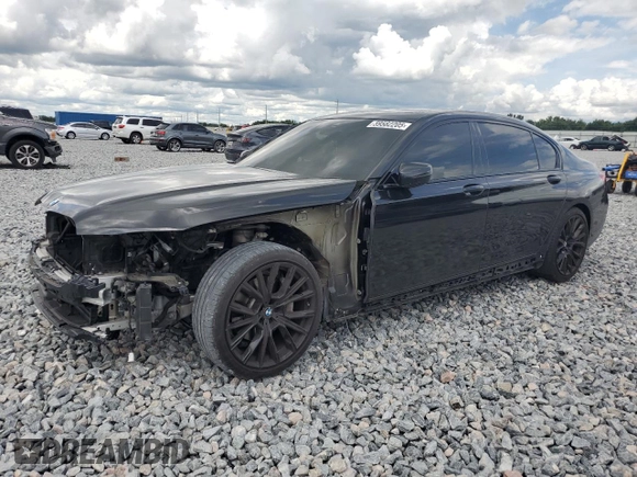 2021 BMW 7 Series 740i with VIN WBA7T2C01MCF78660, listed as a Copart auction lot 59582205 with 51,868 mi miles and Salvage title. Bid and sale history available at DreamBid. Image 1.