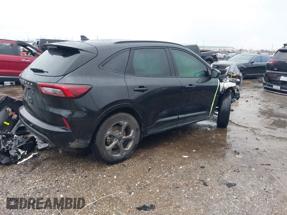 2024 Ford Escape ST-Line with VIN 1FMCU0MN2RUB58851, listed as a IAAI auction lot 41531457 with 6,347 mi miles and . Bid and sale history available at DreamBid. Image 4.