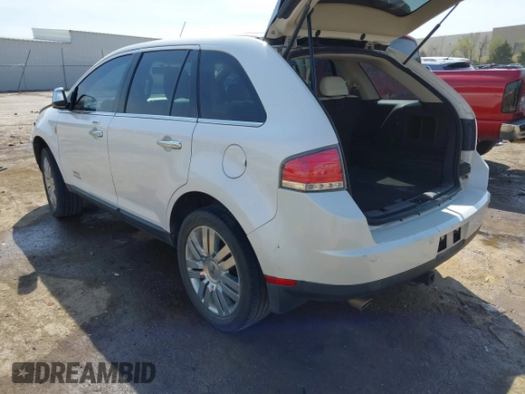 2010 Lincoln MKX with VIN 2LMDJ6JC7ABJ13051, listed as a IAAI auction lot 41888270 with 153,132 mi miles. Bid and sale history available at carsss.com. Image 3.