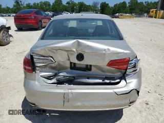 2015 Volkswagen Jetta S with VIN 3VW2K7AJ8FM262144, listed as a Copart auction lot 61647095 with 118,159 mi miles and Salvage title. Bid and sale history available at DreamBid. Image 6.