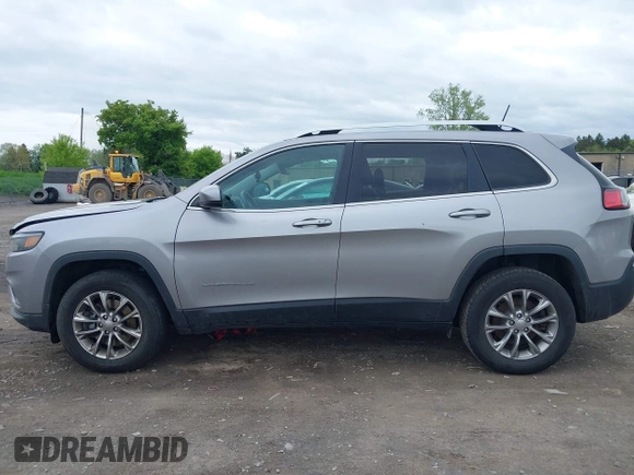 2019 Jeep Cherokee Latitude Plus z VIN 1C4PJMLB9KD287978, wystawiony jako IAAI lot #42228505 z przebiegiem 207 539 mil mil oraz . Historia ofert i sprzedaży dostępna na DreamBid. Obrazek 14.