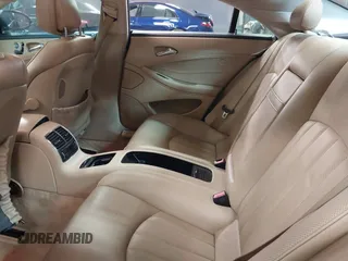 2007 Mercedes-Benz CLS-Class 5.5L with VIN WDDDJ72X77A106148, listed as a IAAI auction lot 41993651 with 158,291 mi miles. Bid and sale history available at carsss.com. Image 8.