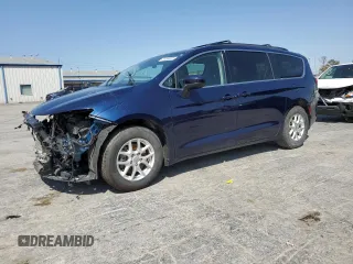 2020 Chrysler Voyager LXI with VIN 2C4RC1DGXLR145200, listed as a Copart auction lot 51436875 with 141,098 mi miles and Salvage Title. Bid and sale history available at carsss.com. Image 1.