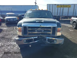 2008 Ford Super Duty F-250 SRW XL with VIN 1FTSX21528EA95945, listed as a IAAI auction lot 41460487 with 200,779 mi miles. Bid and sale history available at carsss.com. Image 12.