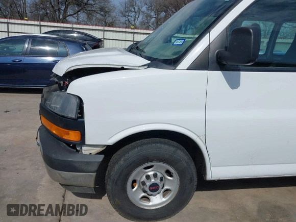 2019 GMC Savana Cargo with VIN 1GTW7AFGXK1220517, listed as a IAAI auction lot 41547025 with 131,264 mi miles. Bid and sale history available at carsss.com. Image 20.