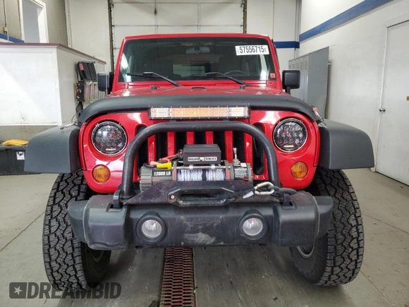 2007 Jeep Wrangler X с VIN 1J4FA241X7L111082, выставлен на аукционе Copart как лот 57556715 с пробегом 73 322 миль миль и Списание • Salvage title. История ставок и продаж доступна на DreamBid. Изображение 5.