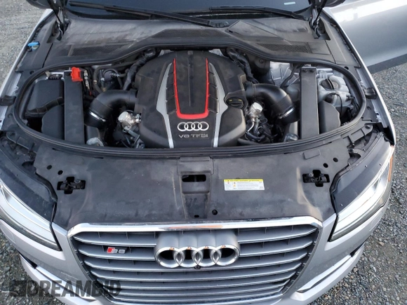 2015 Audi S8 z VIN WAUK2AFD6FN011936, wystawiony jako Copart lot #41606215 z przebiegiem 40 260 mil mil oraz Szkoda całkowita • Salvage title. Historia ofert i sprzedaży dostępna na DreamBid. Obrazek 11.
