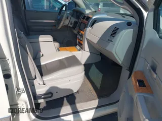 2008 Chrysler Aspen Limited with VIN 1A8HX58268F150374, listed as a IAAI auction lot 42023986 with 224,939 mi miles and . Bid and sale history available at DreamBid. Image 5.