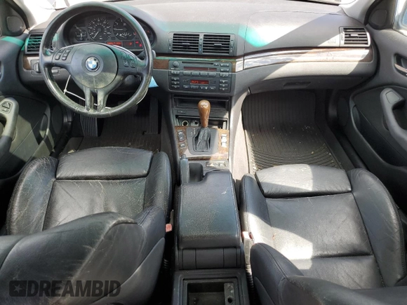 2001 BMW 3 Series 325i with VIN WBAAV33421FU88529, listed as a Copart auction lot 68473354 with 158,806 mi miles and Salvage Title. Bid and sale history available at carsss.com. Image 8.