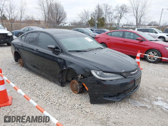 2016 Chrysler 200 S with VIN 1C3CCCBBXGN115906, listed as a IAAI auction lot 41510767 with 211,936 mi miles. Bid and sale history available at carsss.com. Image 1.