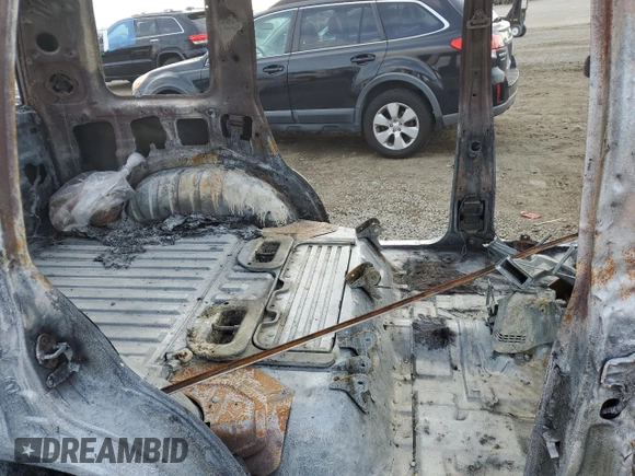 1994 Isuzu Trooper z VIN JACDH58VXR7931051, wystawiony jako Copart lot #50436555 z przebiegiem Nie podano mil oraz Nie do naprawy. Historia ofert i sprzedaży dostępna na DreamBid. Obrazek 11.