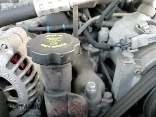 2005 Chevrolet Silverado 2500HD LS z VIN 1GCHC29275E162678, wystawiony jako Copart lot #85659314 z przebiegiem 344 557 mil mil oraz Szkoda całkowita • Salvage title. Historia ofert i sprzedaży dostępna na DreamBid. Obrazek 15.