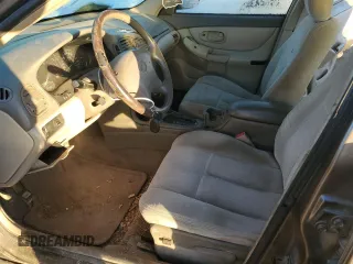 2002 Oldsmobile Intrigue GX z VIN 1G3WH52HX2F253040, wystawiony jako Copart lot #85429974 z przebiegiem 252 469 mil mil oraz Szkoda całkowita • Salvage title. Historia ofert i sprzedaży dostępna na DreamBid. Obrazek 7.