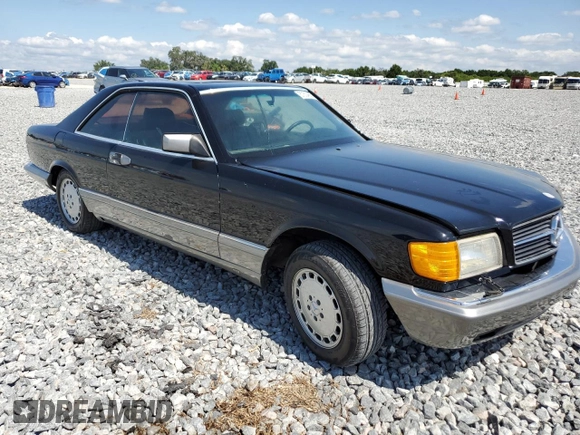 1988 Mercedes-Benz 560 z VIN WDBCA45D3JA417782, wystawiony jako Copart lot #57804865 z przebiegiem 148 888 mil mil oraz Czysty tytuł • Clean title. Historia ofert i sprzedaży dostępna na DreamBid. Obrazek 4.