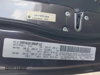 2015 Jeep Patriot High Altitude with VIN 1C4NJPFA2FD126535, listed as a IAAI auction lot 41517015 with 162,403 mi miles and . Bid and sale history available at DreamBid. Image 9.