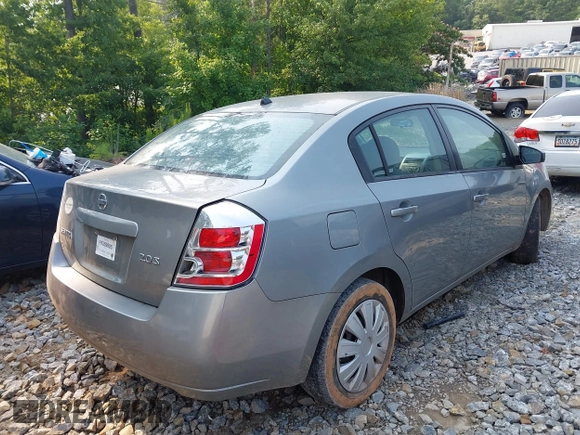 2007 Nissan Sentra S с VIN 3N1AB61E47L717934, выставлен на аукционе IAAI как лот 42387776 с пробегом 184 855 миль миль и . История ставок и продаж доступна на DreamBid. Изображение 4.