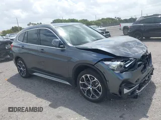 2022 BMW X1 sDrive28i with VIN WBXJG7C00N5U59675, listed as a IAAI auction lot 41915231 with 34,983 mi miles. Bid and sale history available at carsss.com. Image 18.