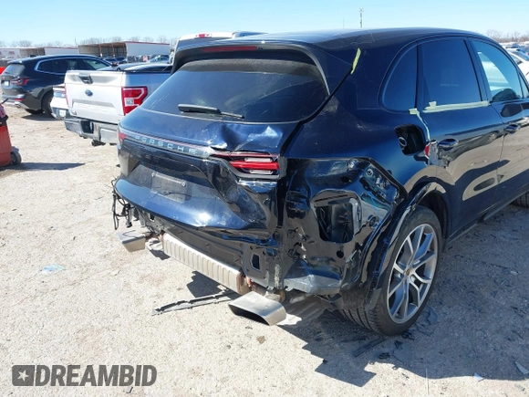 2023 Porsche Cayenne z VIN WP1AA2AY7PDA09992, wystawiony jako IAAI lot #41728738 z przebiegiem 22 226 mil mil oraz . Historia ofert i sprzedaży dostępna na DreamBid. Obrazek 6.