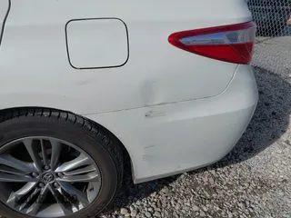 2015 Toyota Camry XLE with VIN 4T1BF1FK6FU475672, listed as a IAAI auction lot 41780890 with 238,915 mi miles. Bid and sale history available at carsss.com. Image 19.