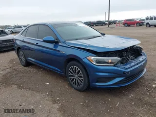 2019 Volkswagen Jetta SEL with VIN 3VWE57BU1KM097853, listed as a IAAI auction lot 41215891 with 92,836 mi miles. Bid and sale history available at carsss.com. Image 1.